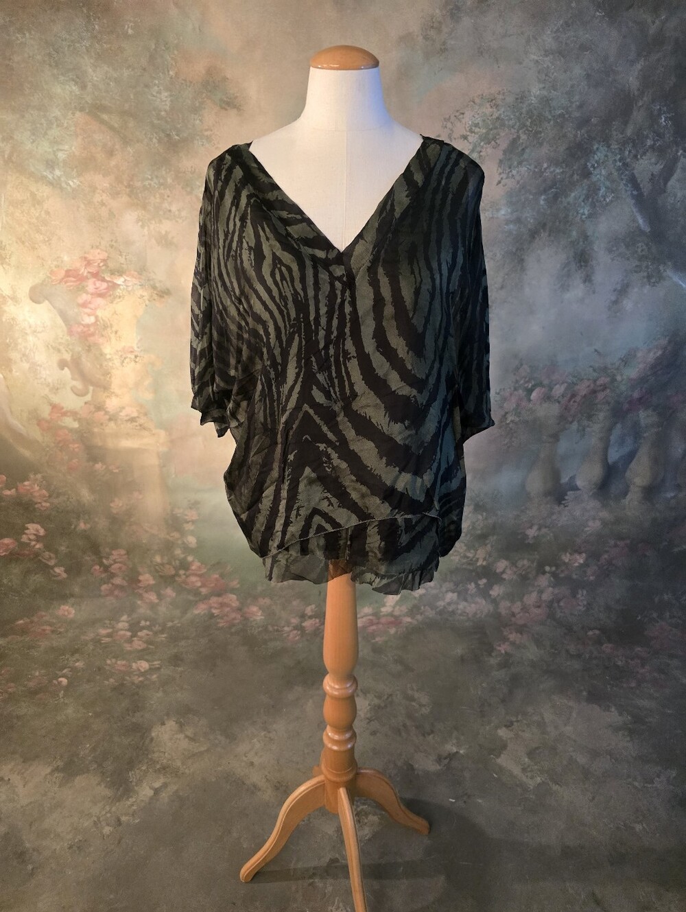 Gigi Moda Seta Zebra Print Kaftan Green And Black Zebra Stripes Italy S